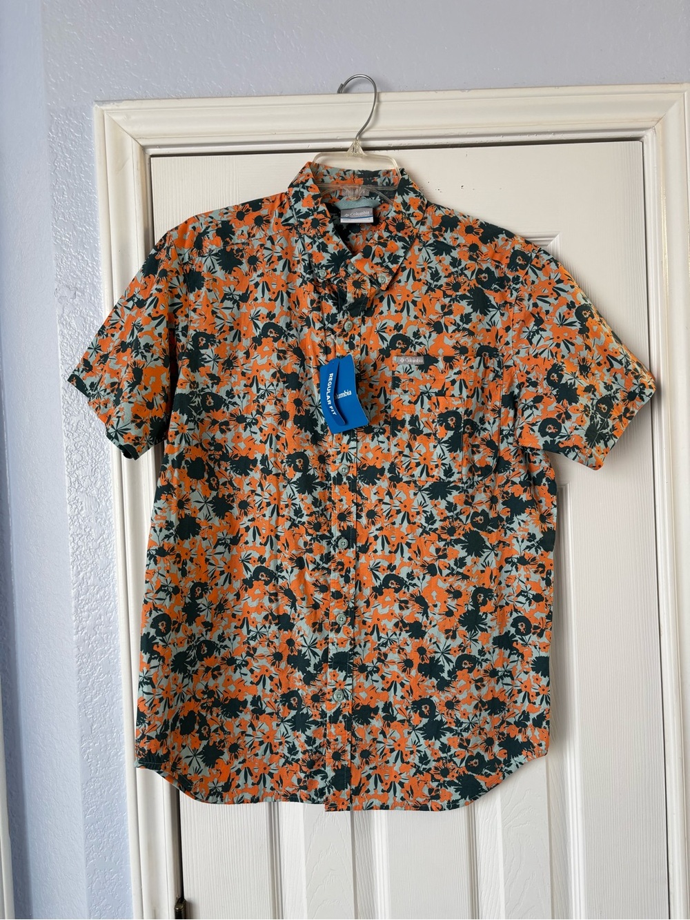 Columbia Orange and Dark Green Floral Short-Sleeve Button-Down Shirt NWT